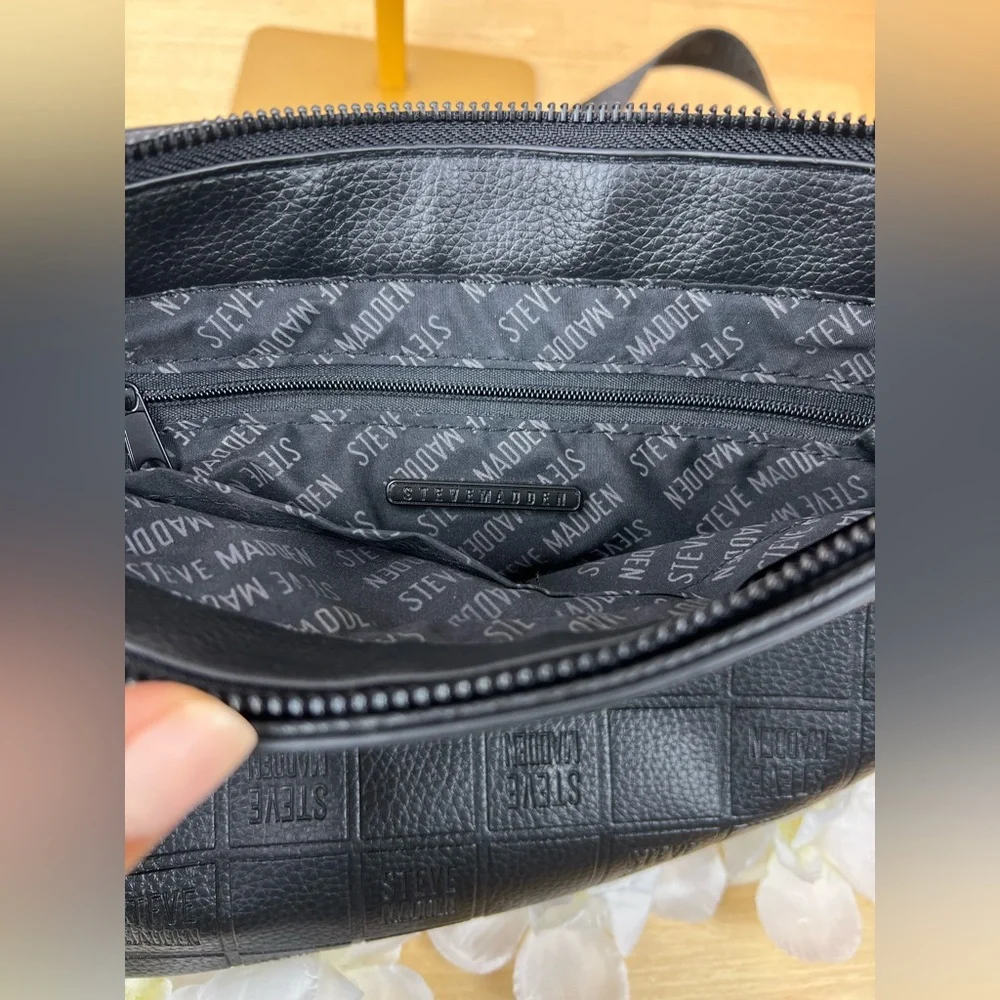 Steve Madden Black Quilted style Crossbody Bag with Chain Strap - Picture 6 of 12
